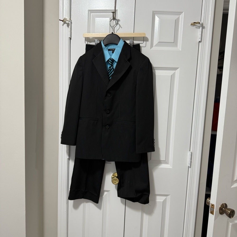 Boys Black Pinstripe Suit, Turquoise Shirt & Tie, Size 14 – Complete Set